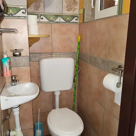 샬레 Wooden Treasure 예세니체